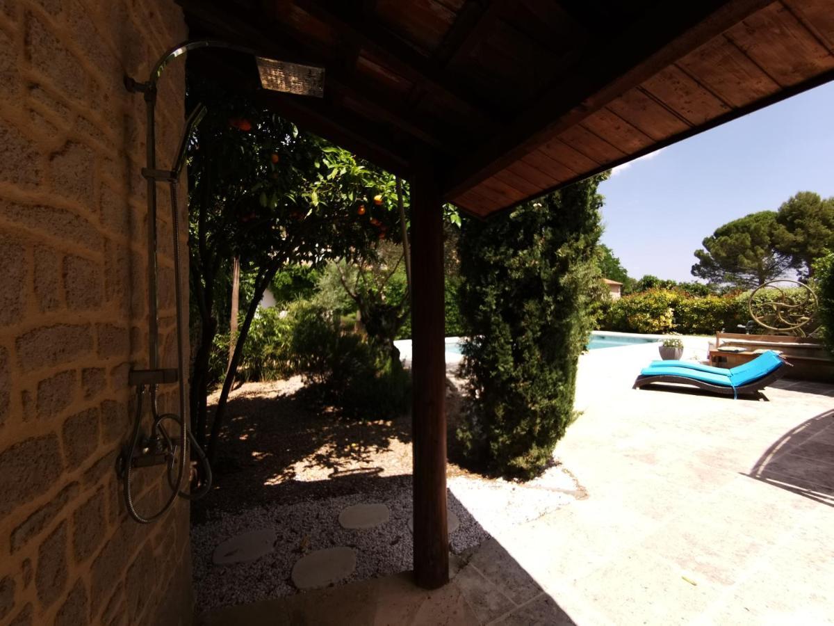 Les Chambres Du Lavoir Vert Tourbes Exteriör bild